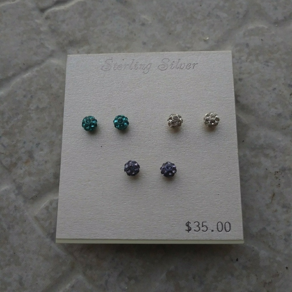 Earings